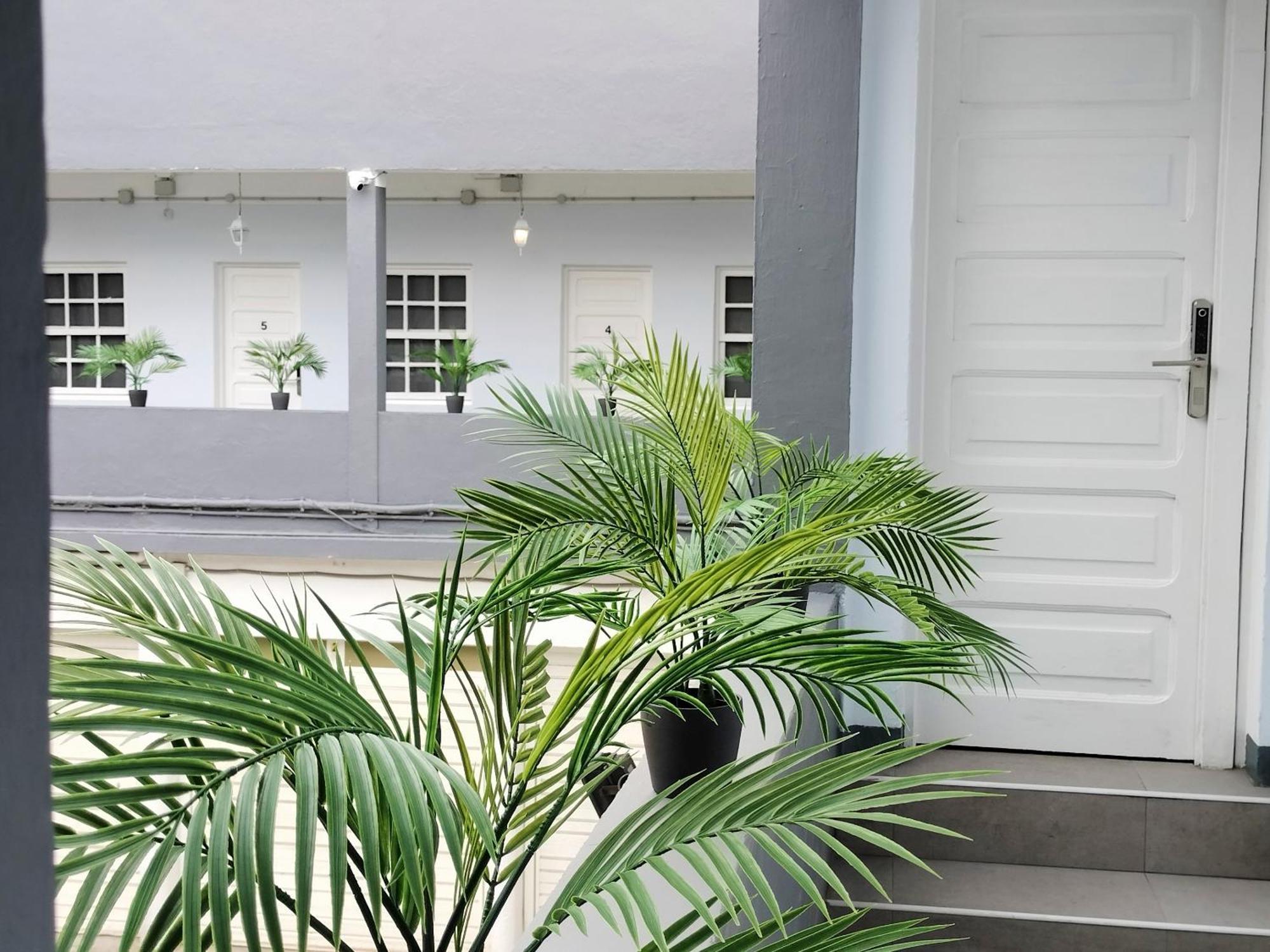 Room27- City Center La Laguna  Luaran gambar