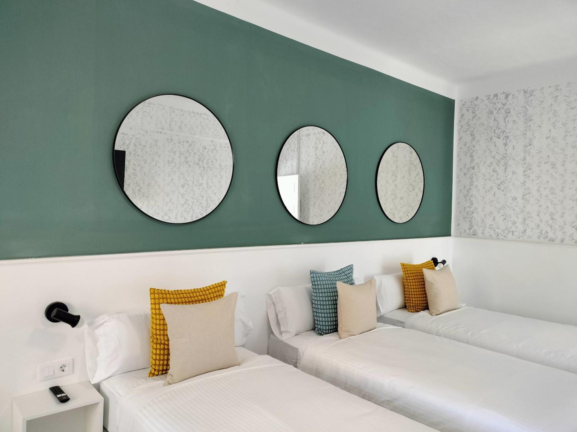 Room27- City Center La Laguna  Luaran gambar